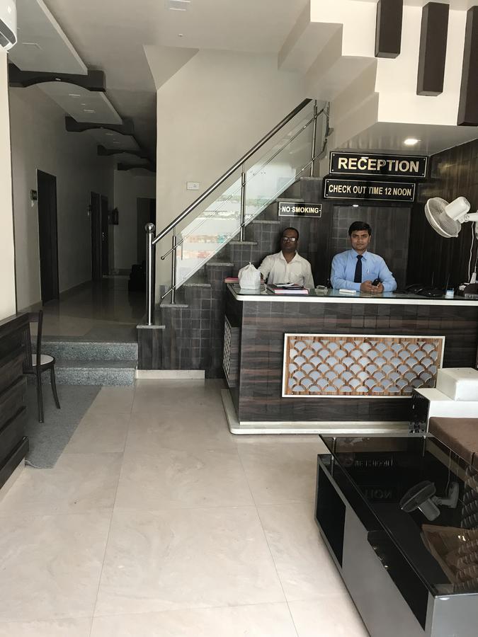 Hotel Mmk Kanpur Extérieur photo