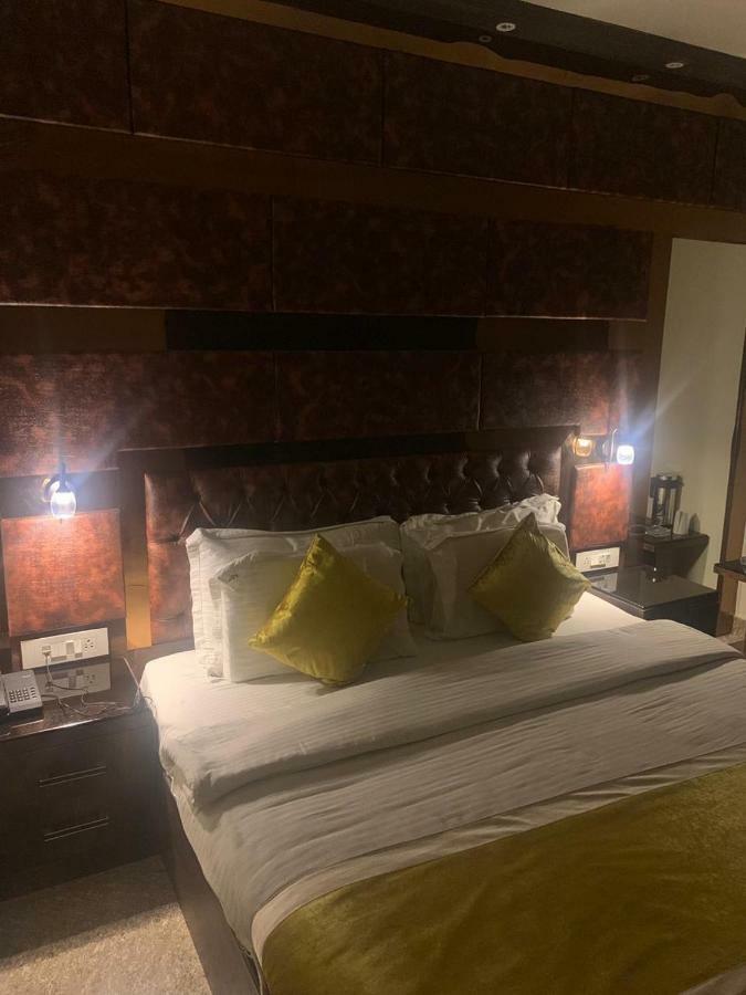 Hotel Mmk Kanpur Extérieur photo